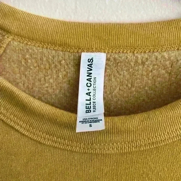 Yellow andytown sweatshirt - Picture 3 of 3